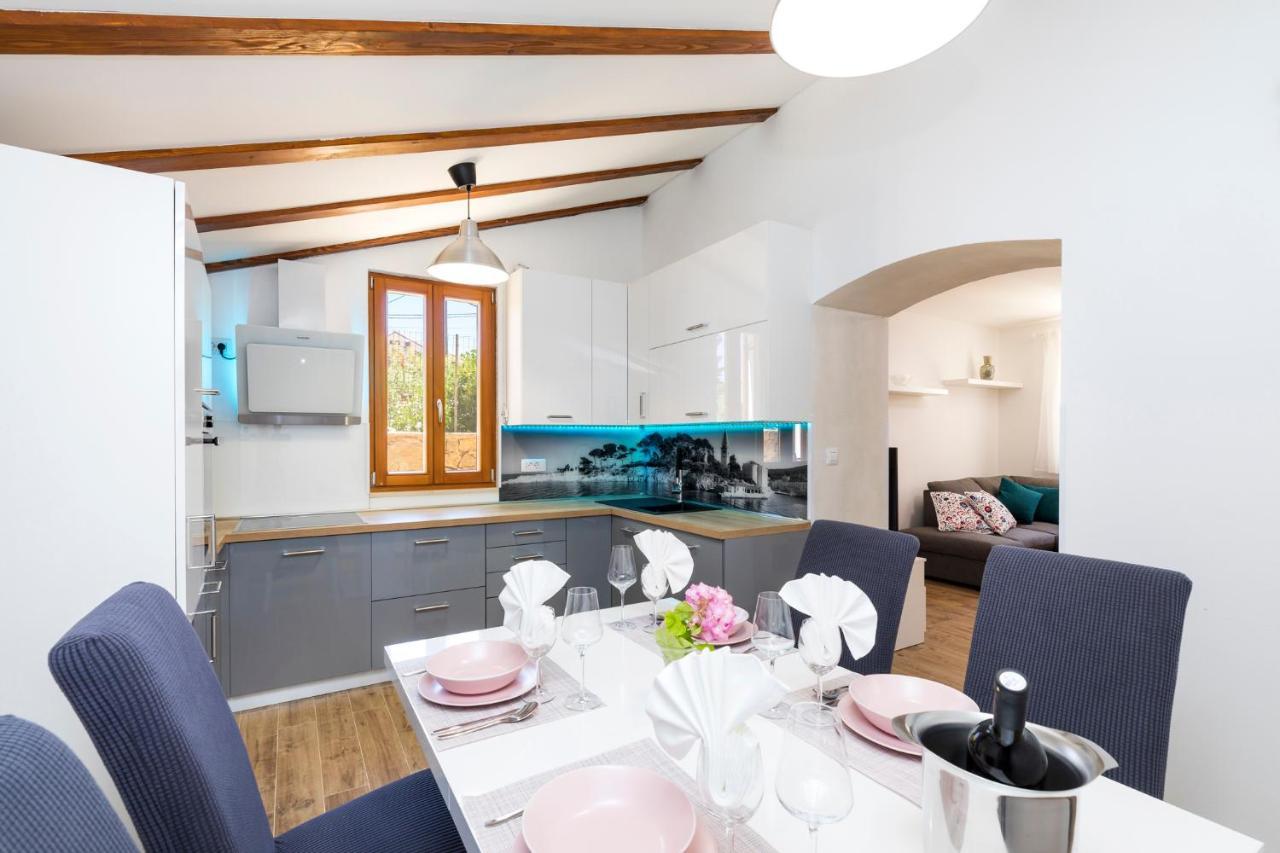 Vacation House Orange Veli Lošinj Екстериор снимка