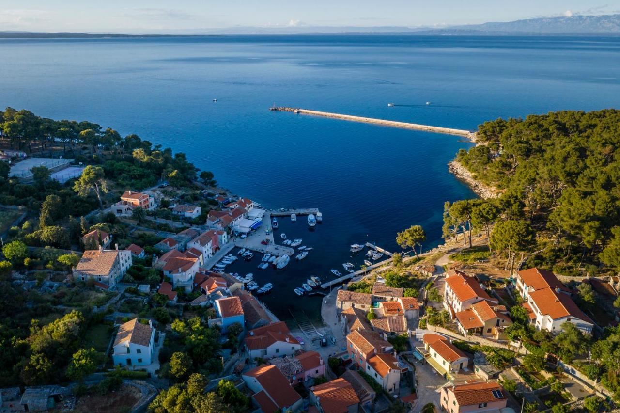 Vacation House Orange Veli Lošinj Екстериор снимка