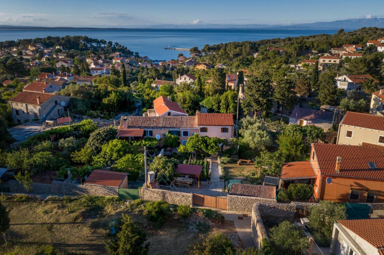 Vacation House Orange Veli Lošinj Екстериор снимка