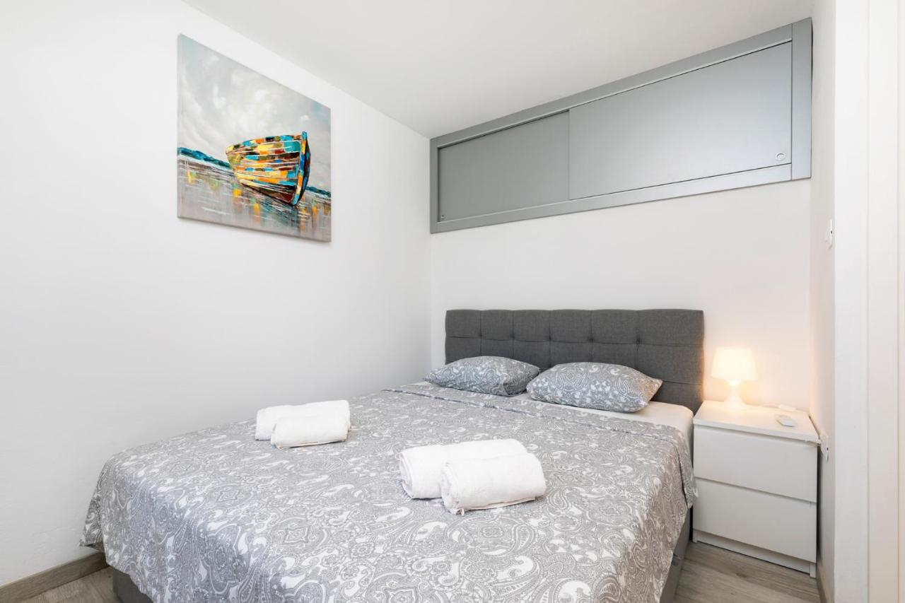 Vacation House Orange Veli Lošinj Екстериор снимка